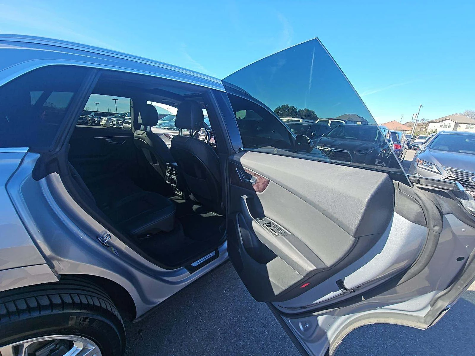 Audi Q8 PREMIUM PLUS* 360* 3D B&O* DISTRONIK* AMBIENT* 4-Z | Mobile.bg � ����������� 13