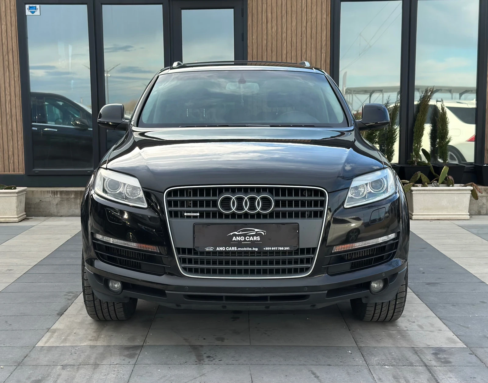 Audi Q7 * 3.0TDI* 7 Местна* Теглич* , снимка 3 - Автомобили и джипове - 54083126