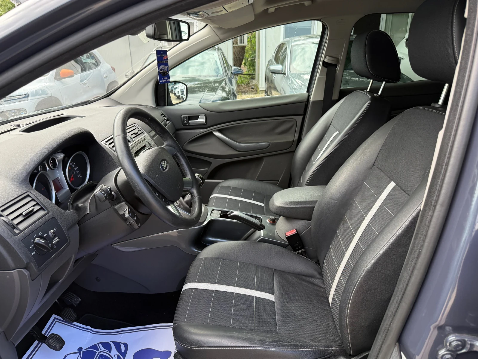 Ford Kuga 2.0TDCI - 163к.с. - Панорама, снимка 9 - Автомобили и джипове - 54775045