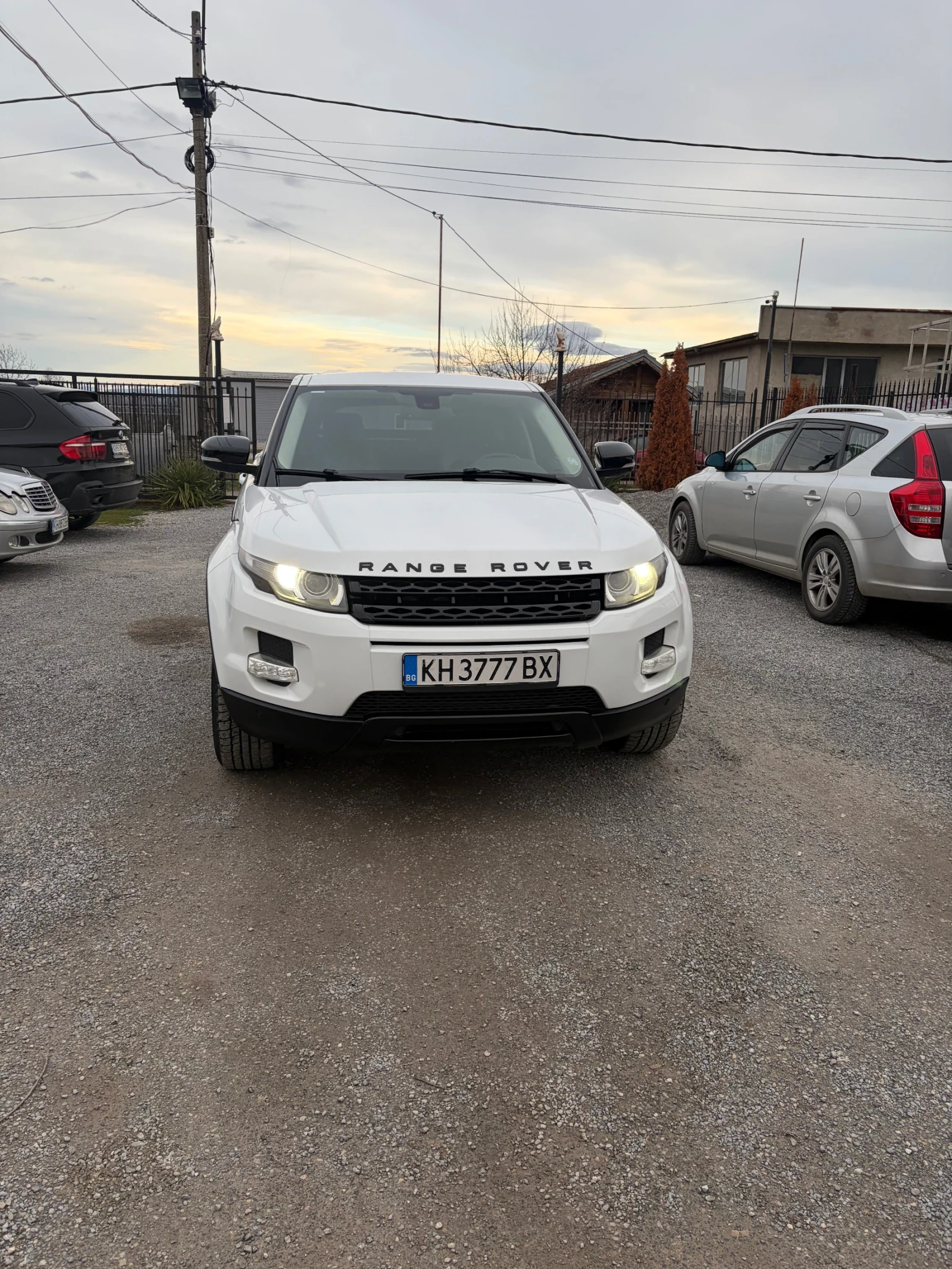 Land Rover Evoque 2.2   190кс, снимка 2 - Автомобили и джипове - 56077910