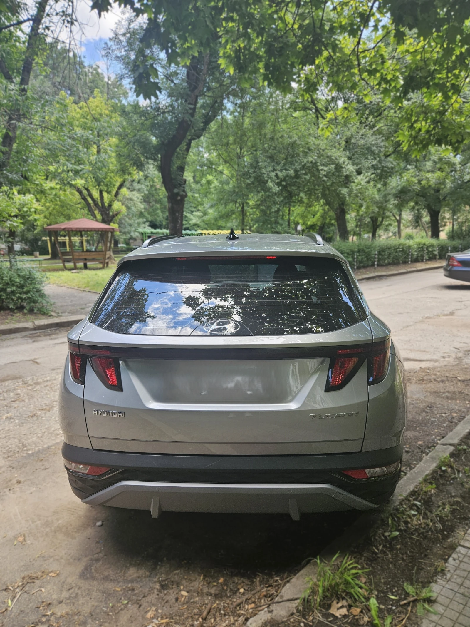 Hyundai Tucson, снимка 3 - Автомобили и джипове - 56307979