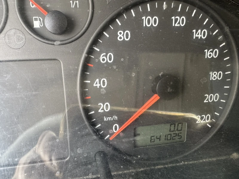 VW Transporter, снимка 7 - Бусове и автобуси - 52390280