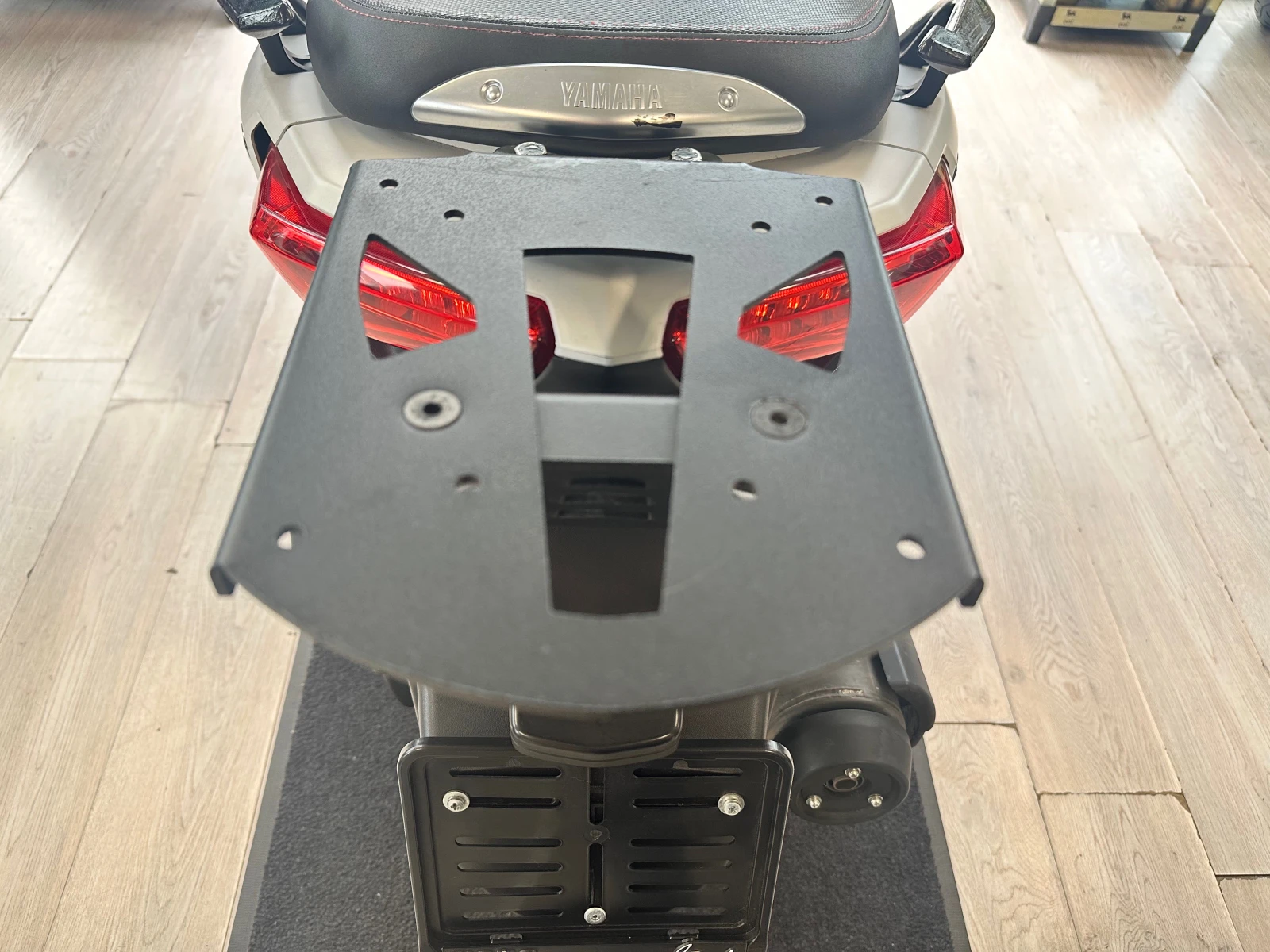 Yamaha X-max 250i 06.2015г., снимка 8 - Мотоциклети и мототехника - 48500323