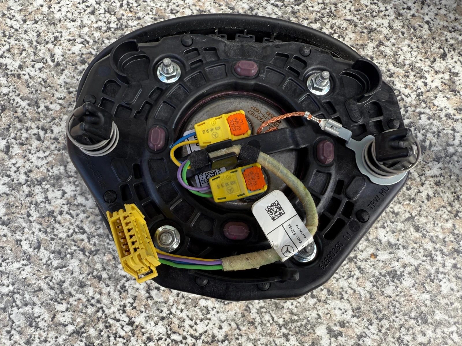    W-222 | Mobile.bg   3