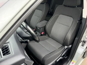 Toyota Auris 1.6 i, снимка 8