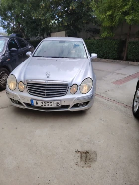 Mercedes-Benz E 220 Дизел, автомат, снимка 6
