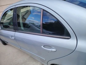 Mercedes-Benz E 220 Дизел, автомат, снимка 14