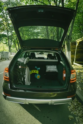 Skoda Octavia Scout 4x4 DSG6, снимка 6
