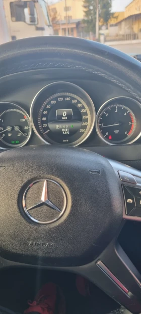Mercedes-Benz C 180, снимка 2