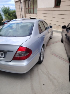 Mercedes-Benz E 220 Дизел, автомат - 4800 € / 9387.98 лв. - 52206368 2