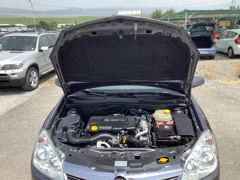 Opel Astra 1.7 CDTI, снимка 9 - Автомобили и джипове - 46353568