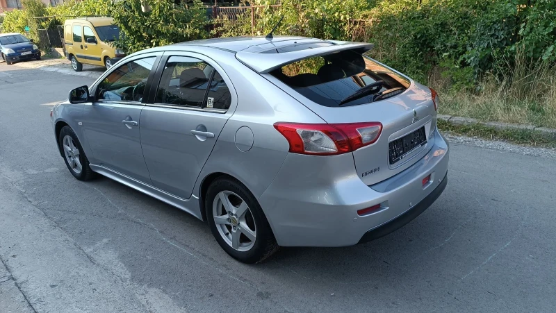 Mitsubishi Lancer 1.8 перфектен.Газ, снимка 6 - Автомобили и джипове - 47078963