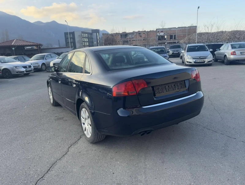 Audi A4 2.0TDI - KLIMATRONIK, снимка 7 - Автомобили и джипове - 48336074