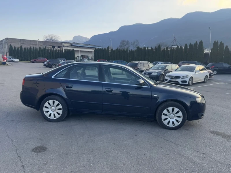 Audi A4 2.0TDI - KLIMATRONIK, снимка 4 - Автомобили и джипове - 48336074