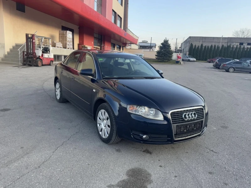 Audi A4 2.0TDI - KLIMATRONIK, снимка 3 - Автомобили и джипове - 48336074