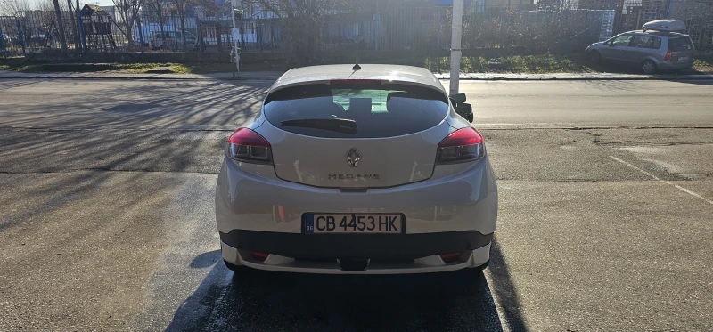 Renault Megane, снимка 4 - Автомобили и джипове - 48617383