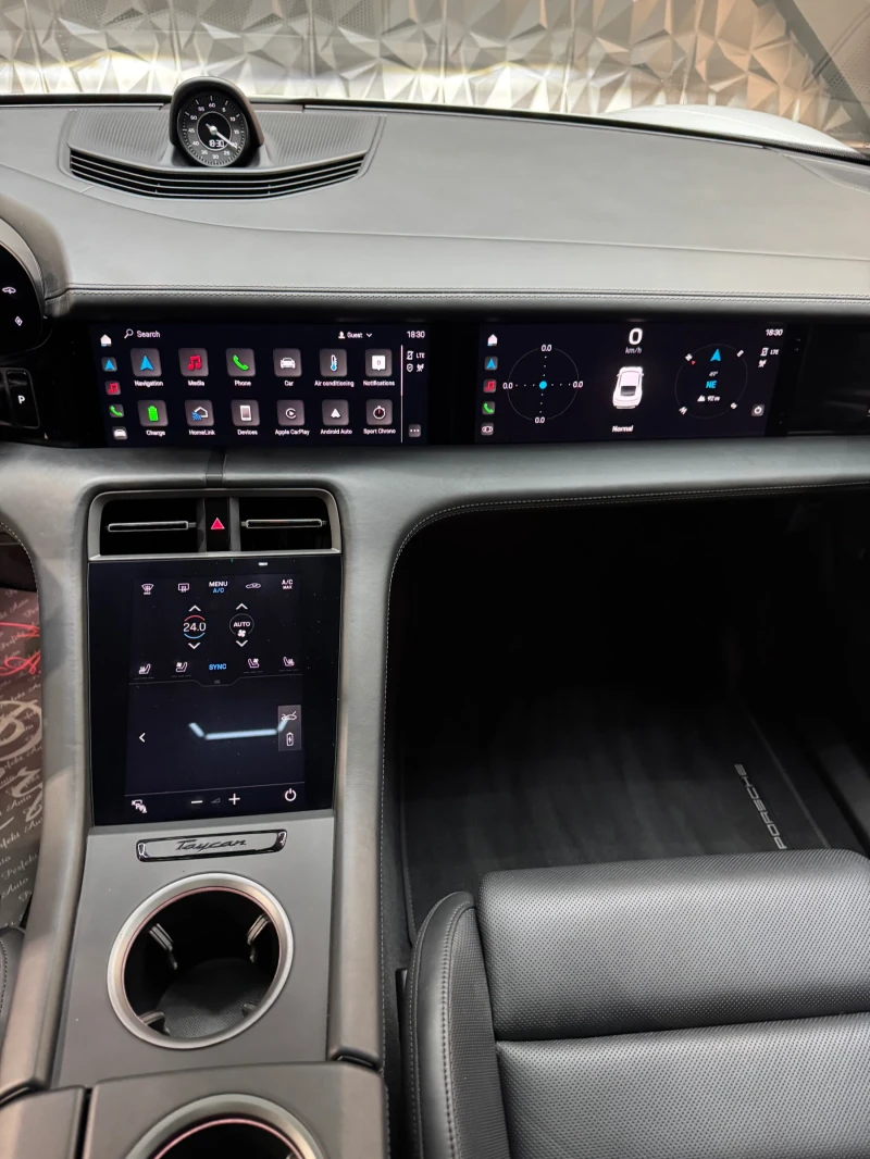 Porsche Taycan TURBO * FULL Екстри * BOSE * Панорама * , снимка 11 - Автомобили и джипове - 50939921