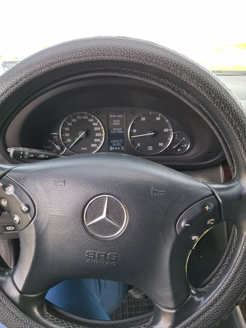 Mercedes-Benz C 270, снимка 7 - Автомобили и джипове - 52234496