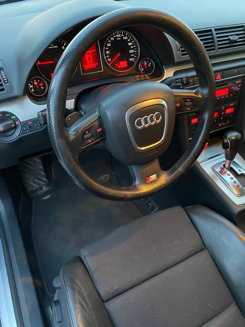 Audi A4, снимка 9 - Автомобили и джипове - 52478810