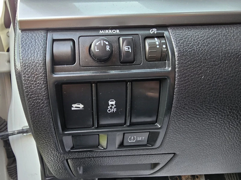 Subaru Legacy FinalEdition Xenon 2.0 CH , снимка 8 - Автомобили и джипове - 52628213