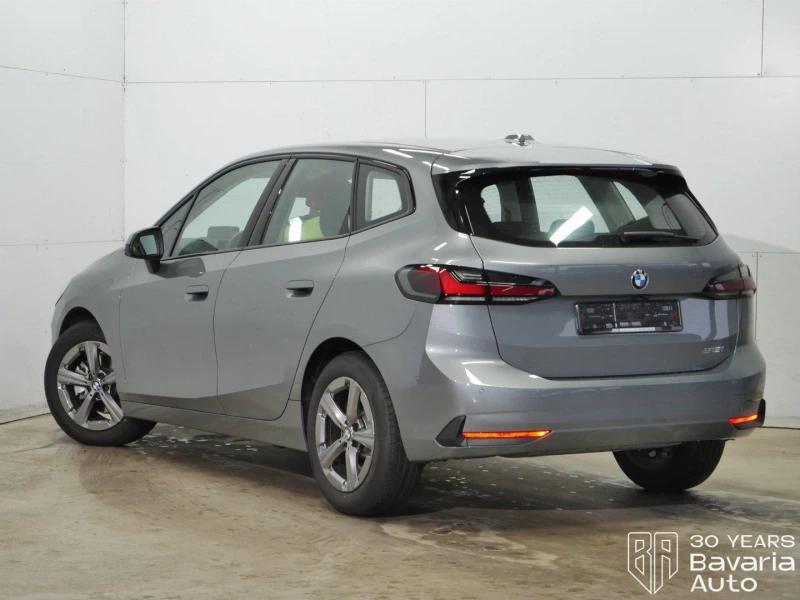 BMW 218 i Active Tourer Steptronic, снимка 2 - Автомобили и джипове - 52727783