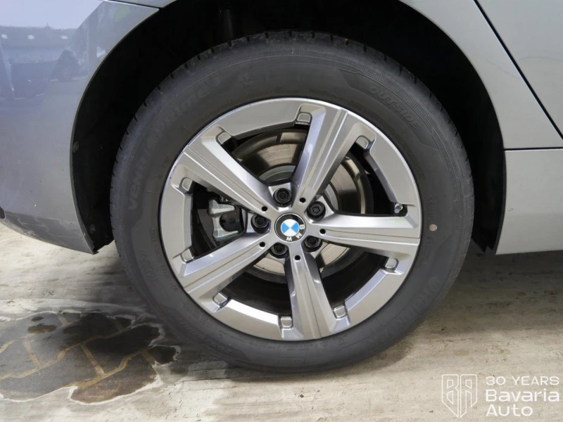 BMW 218 i Active Tourer Steptronic, снимка 12 - Автомобили и джипове - 52727783