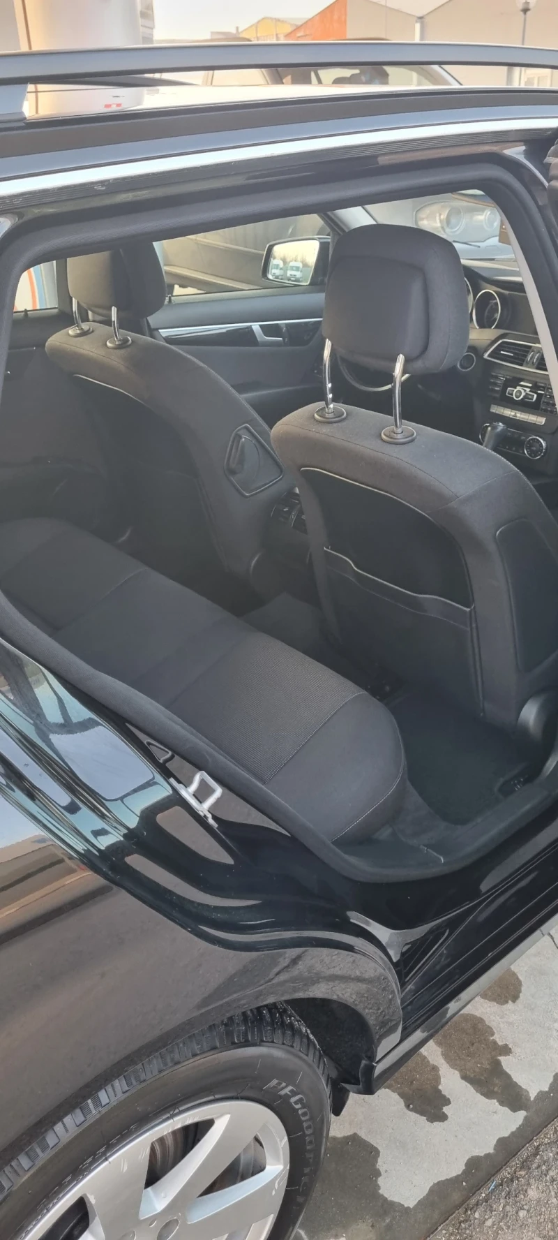 Mercedes-Benz C 180, снимка 12 - Автомобили и джипове - 52774699