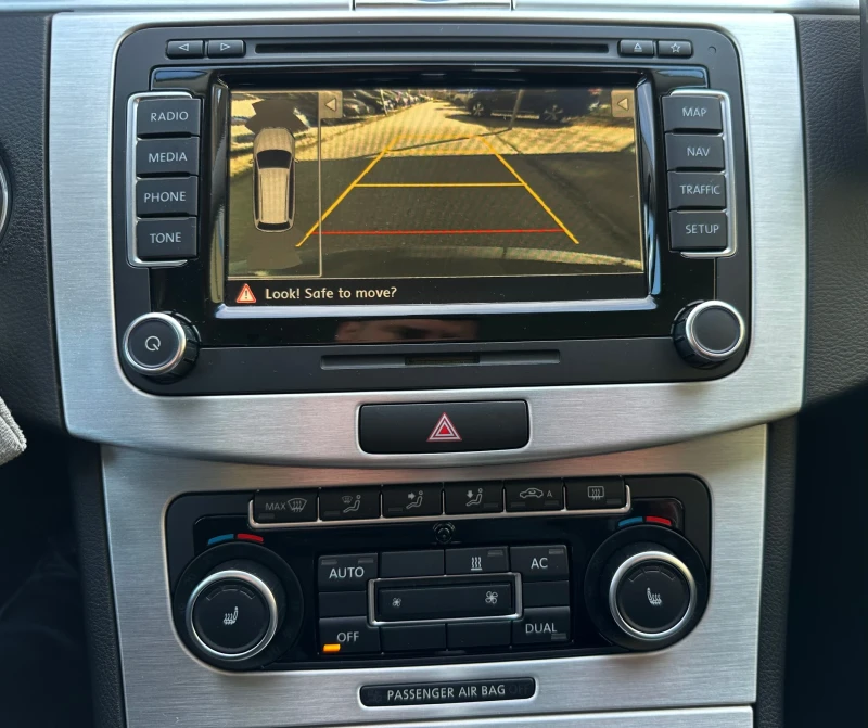 VW Passat 2.0TDI, 4x4, ШВЕЙЦАРИЯ, снимка 11 - Автомобили и джипове - 53475727