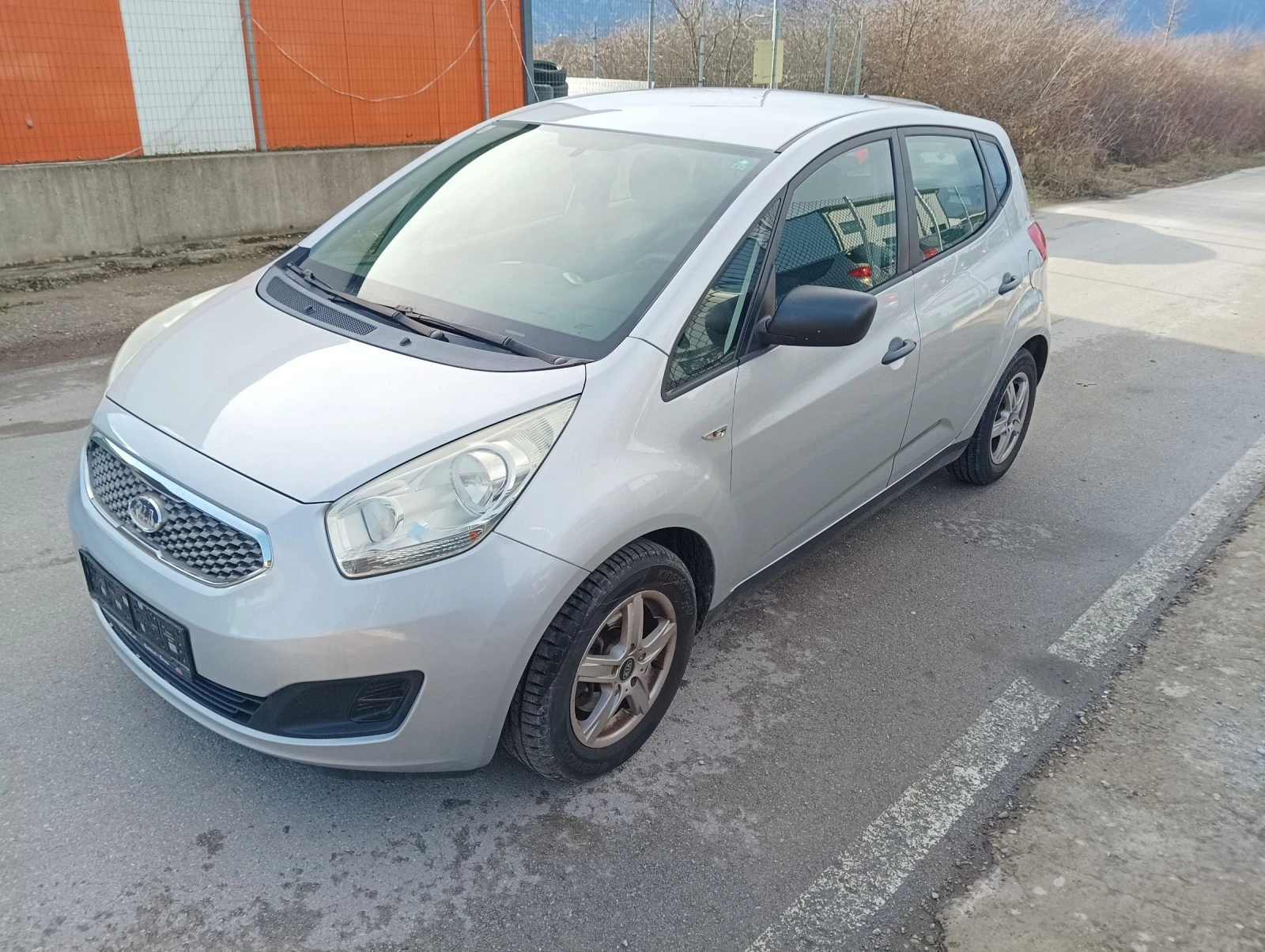 Kia Venga 1.4 CVVT 90PS 79000км. - изображение 5