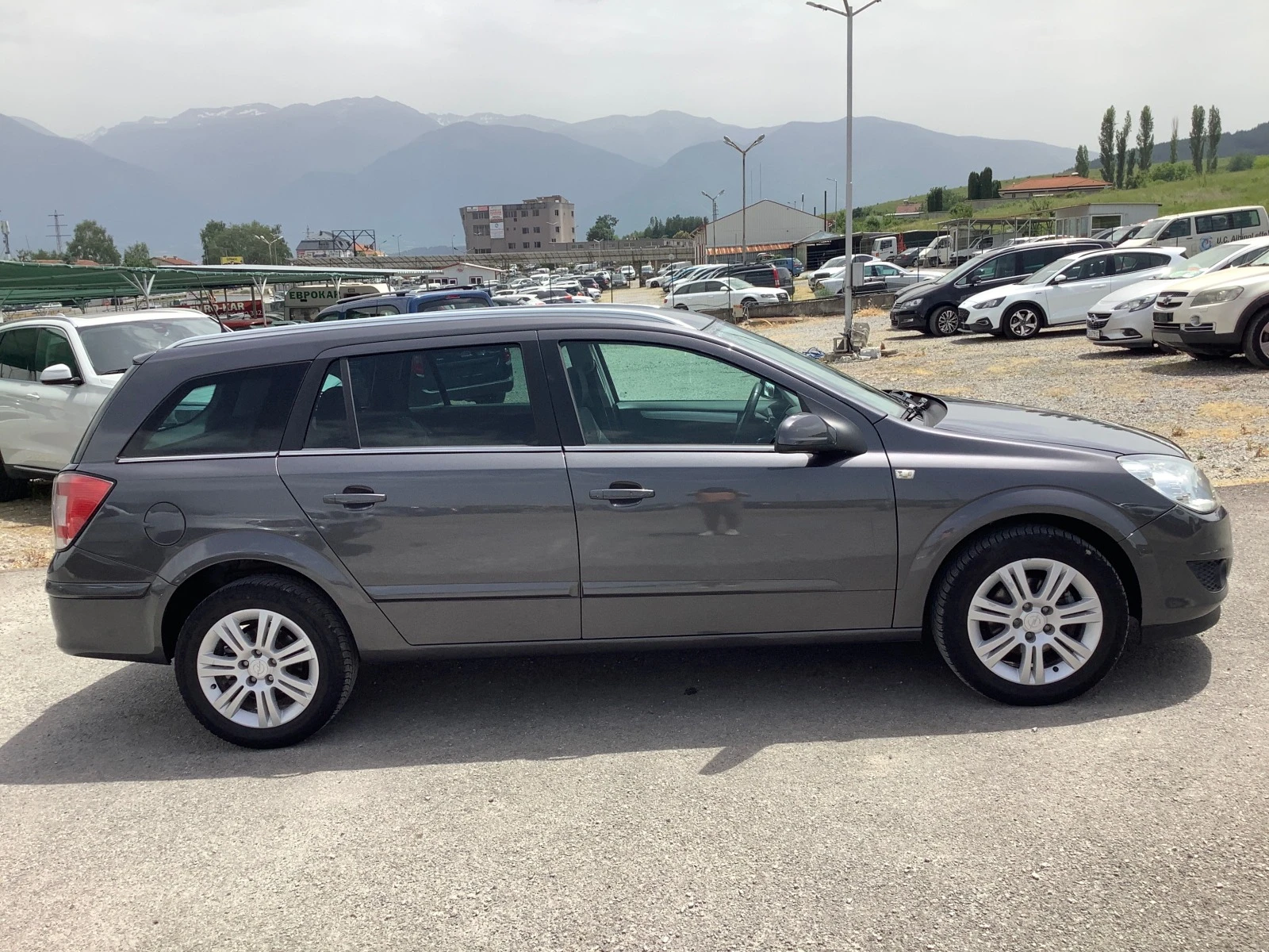 Opel Astra 1.7 CDTI - изображение 4