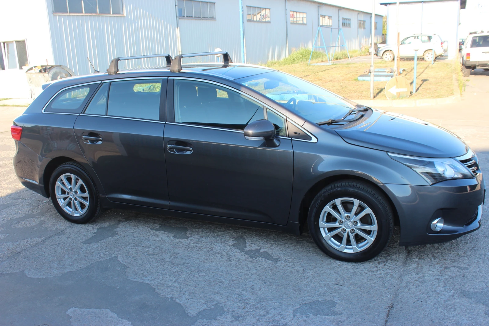 Toyota Avensis 2.0i 152к.с.АВТОМАТ, ФЕЙСЛИФТ, ШВЕЙЦАРИЯ - изображение 4