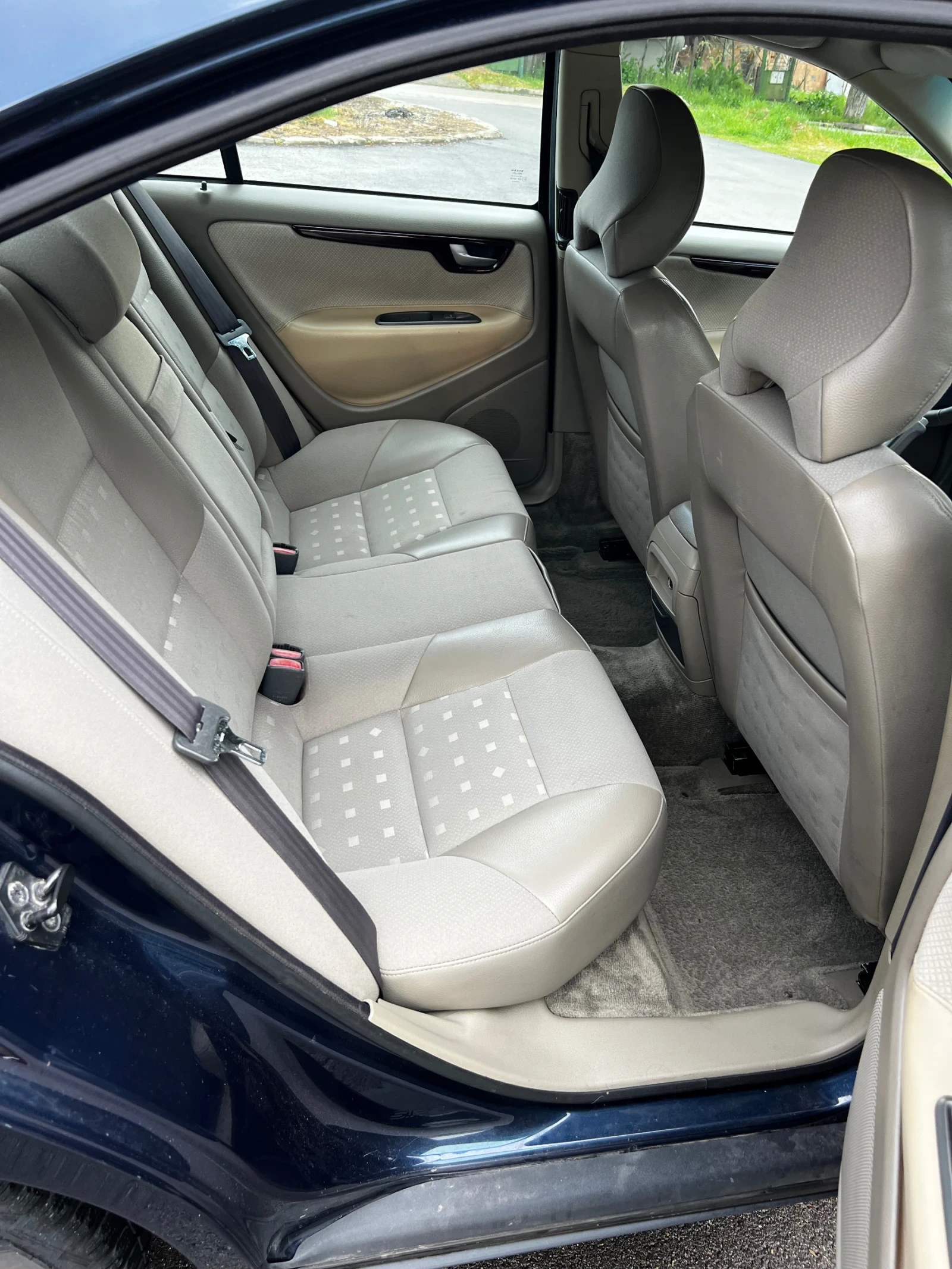 Volvo S60 2.4 ГАЗ/БЕНЗИН - изображение 7