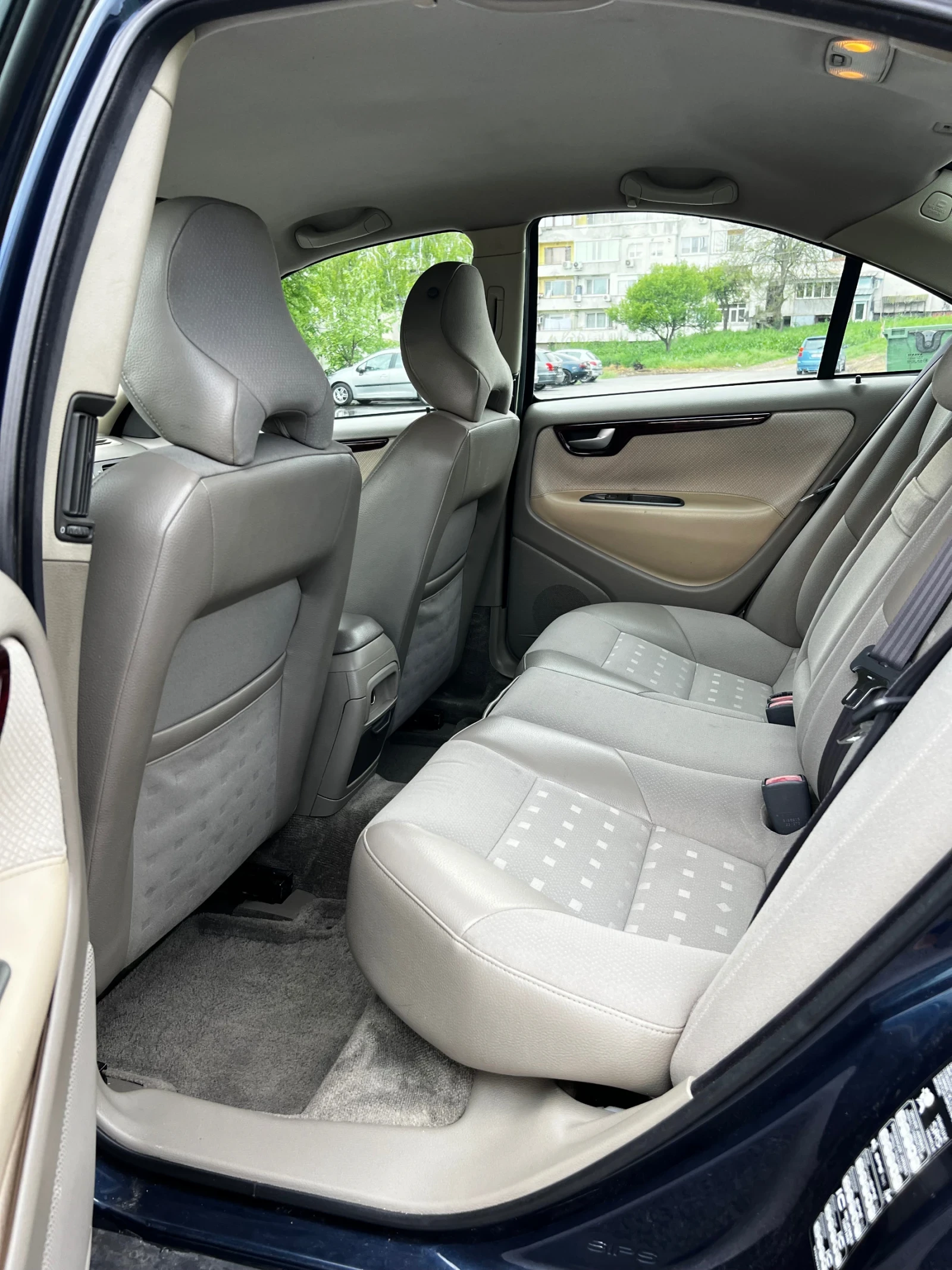 Volvo S60 2.4 ГАЗ/БЕНЗИН - изображение 8