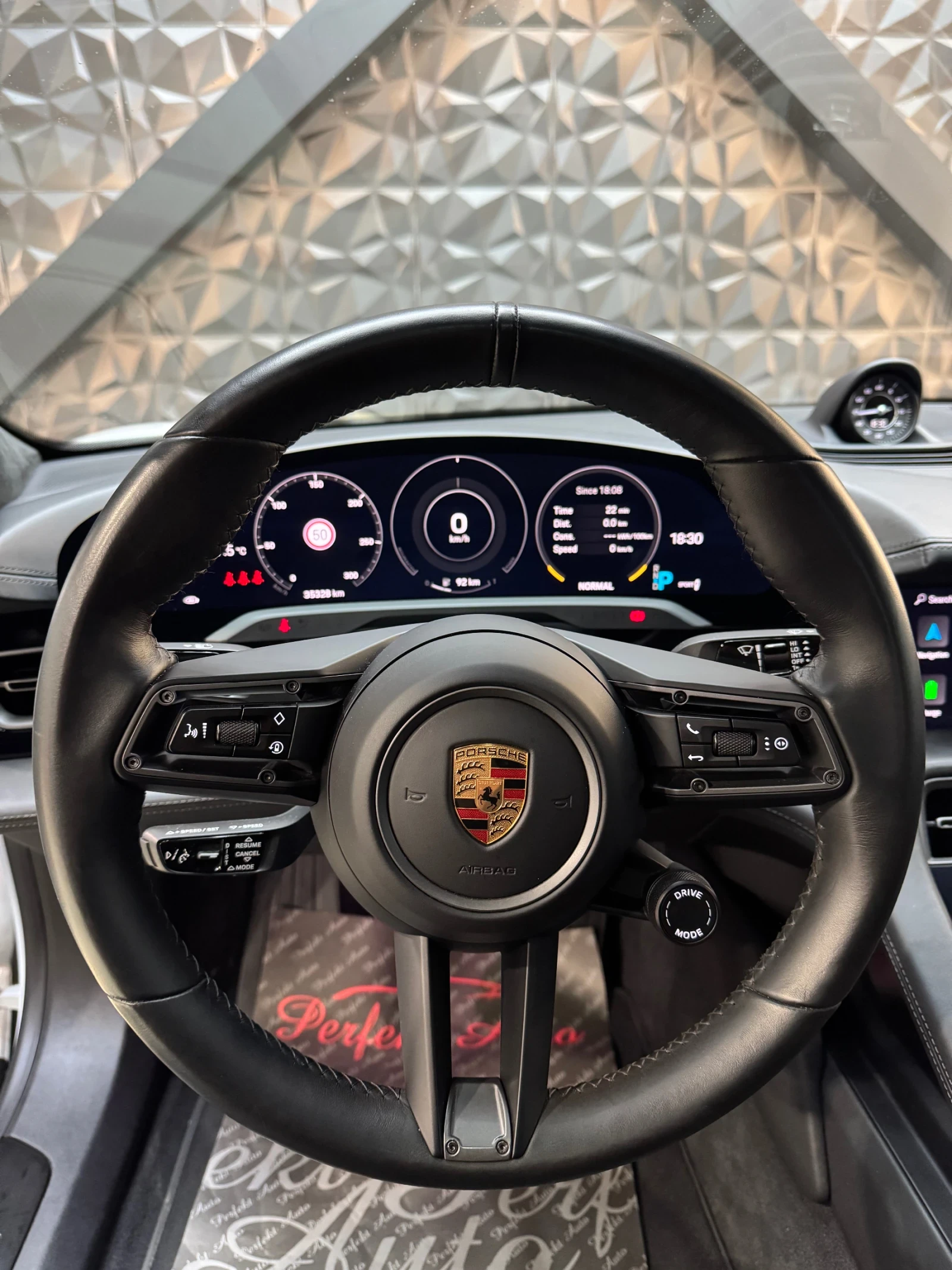 Porsche Taycan TURBO * FULL  * BOSE *  *  | Mobile.bg   13