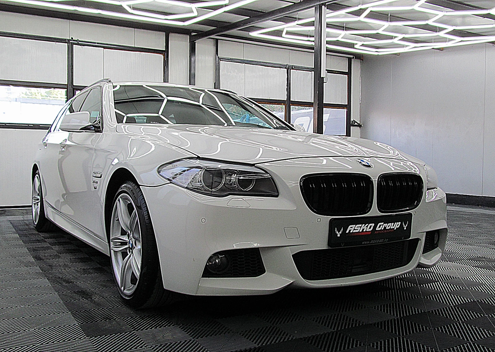 BMW 535 Xdrive/M-PAKET/PANORAMA/PODGREV/СОБСТВЕН ЛИЗИНГ - изображение 3
