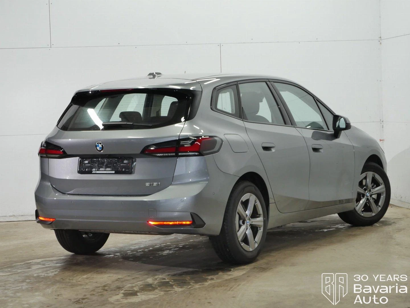 BMW 218 i Active Tourer Steptronic - изображение 3