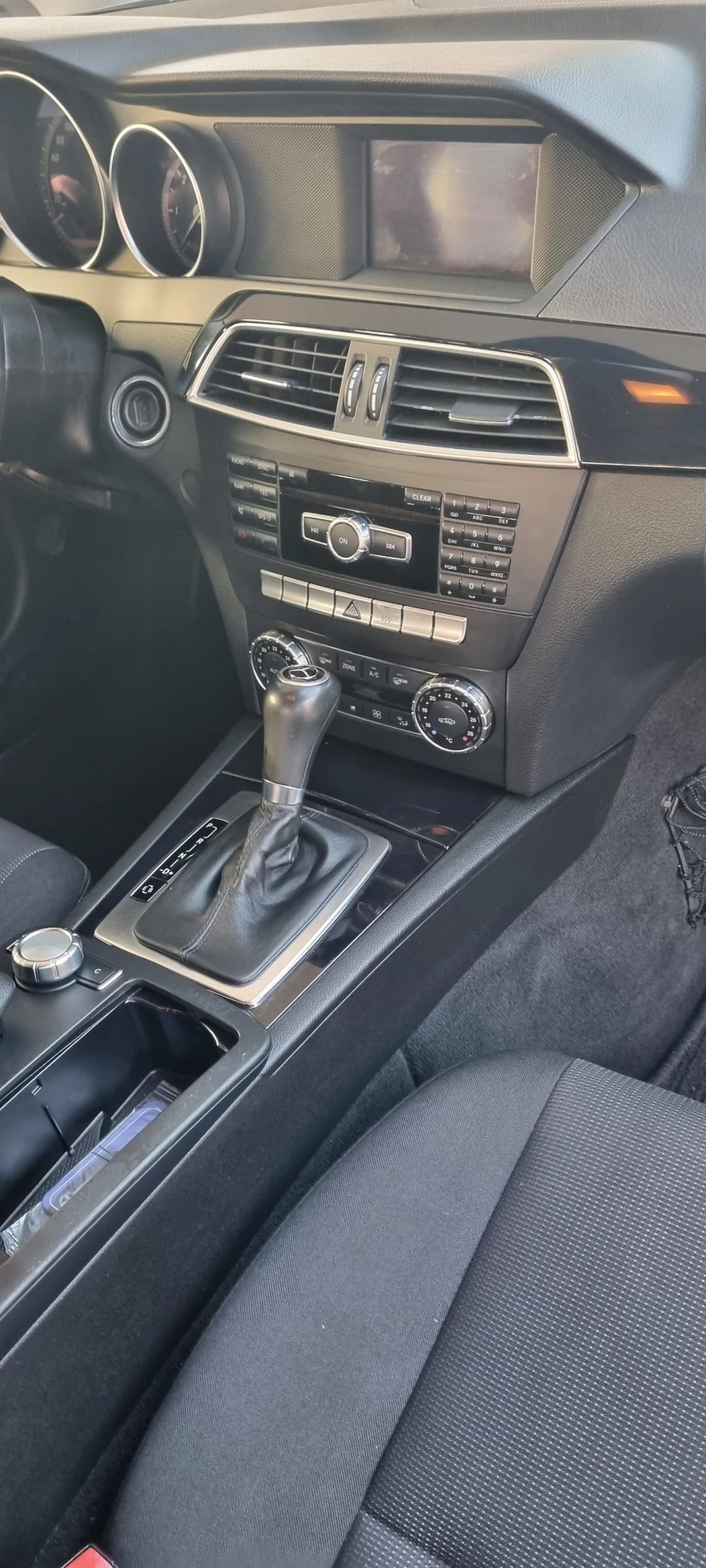 Mercedes-Benz C 180  - изображение 9