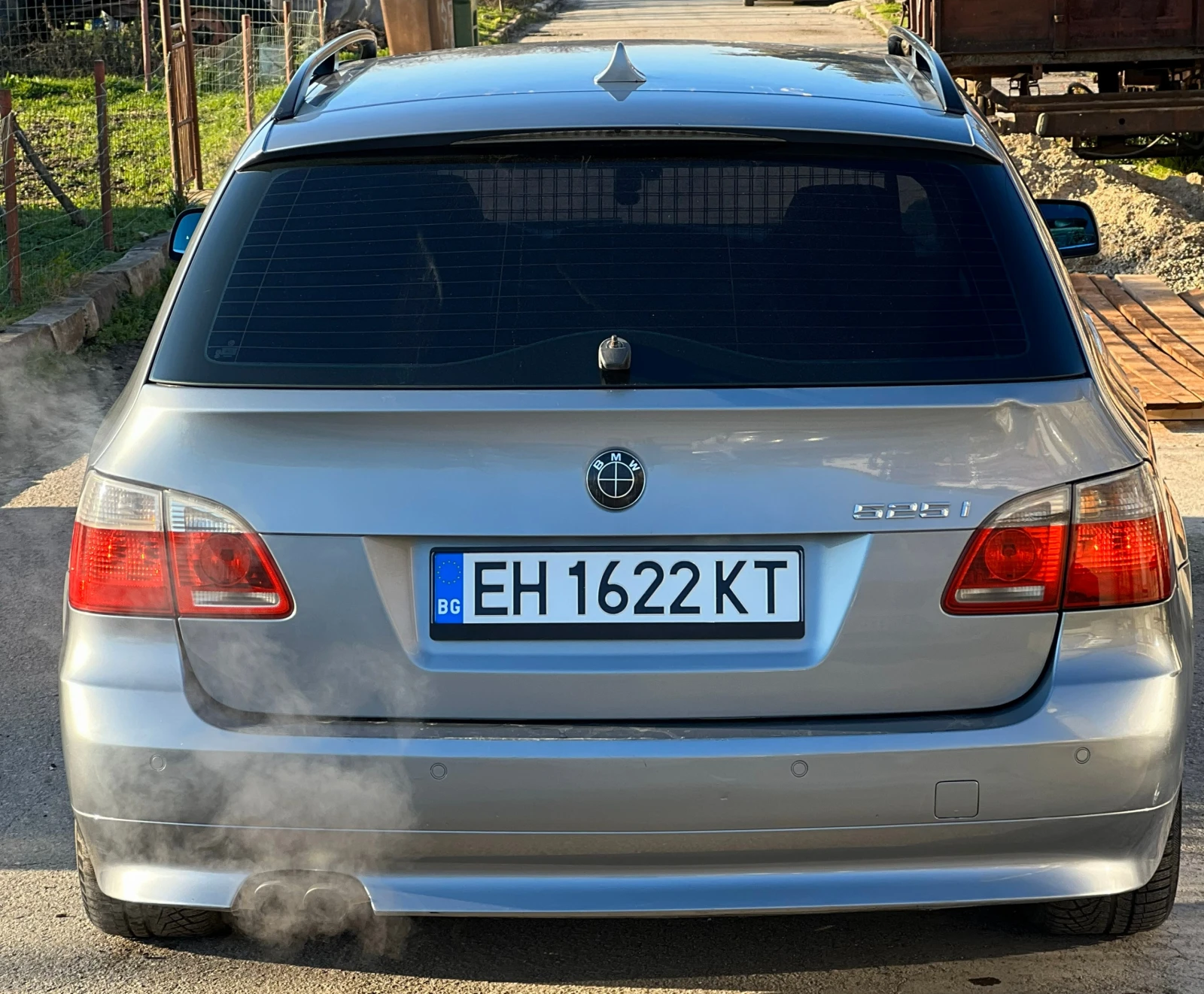 BMW 525 2.5i - изображение 2