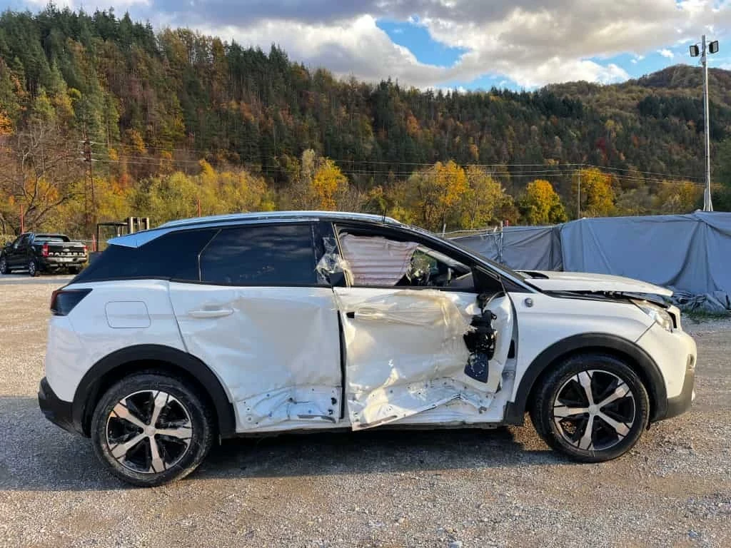 Peugeot 3008 1.2 puretech  - изображение 2