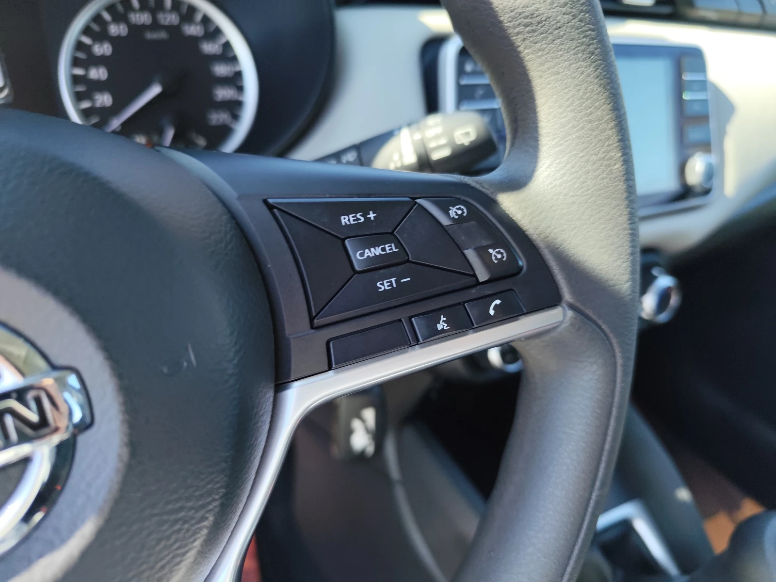 Nissan Micra 1.0i* LED* EURO6D* KLIMA*  | Mobile.bg � ����������� 10