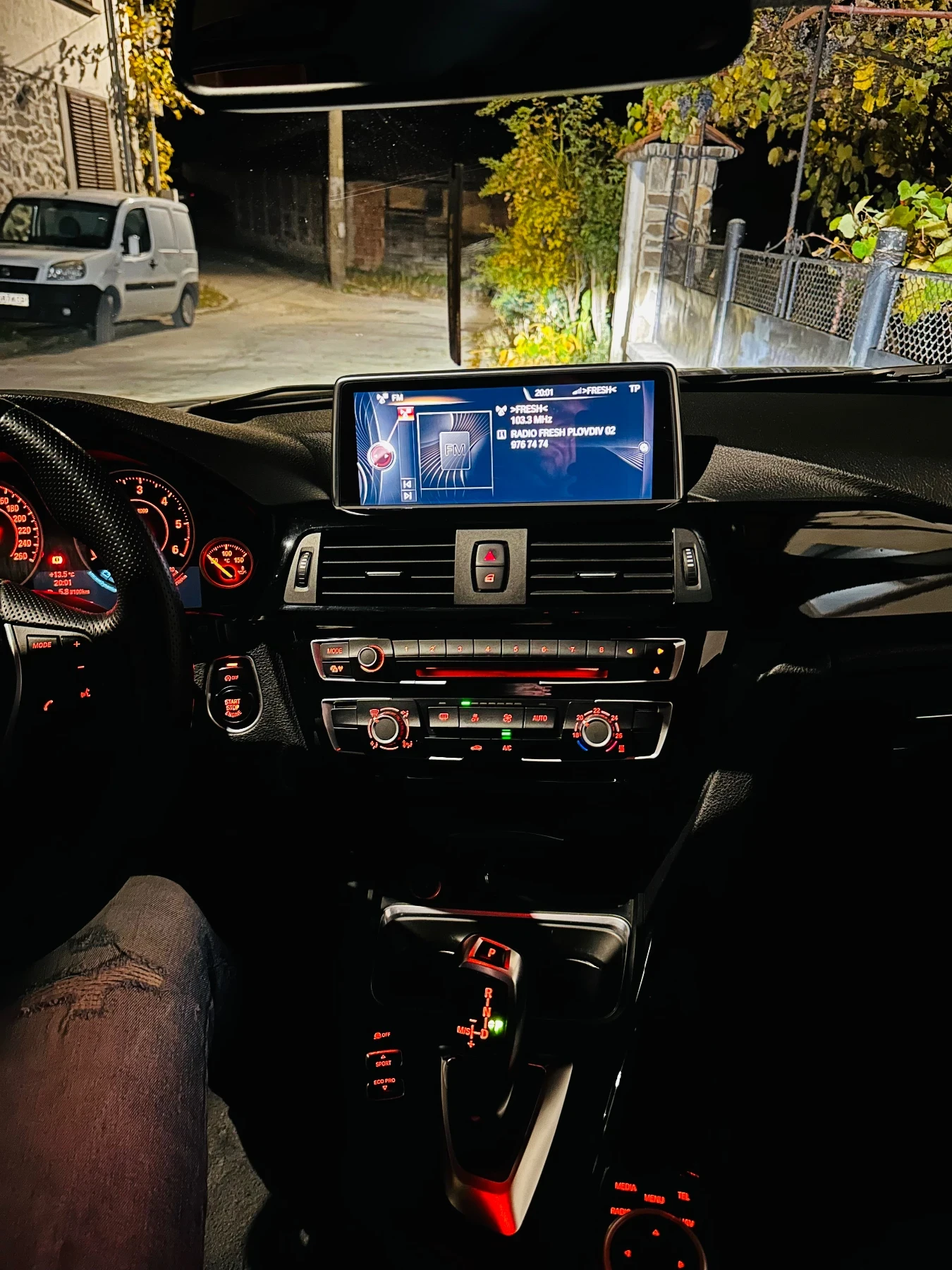 BMW 320, снимка 6 - Автомобили и джипове - 54369442