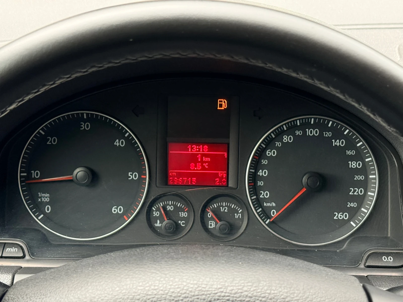 VW Golf 1.9TDI* ИТАЛИЯ* 2КЛЮЧА* РЕАЛНИ КМ* ТЕМПОМАТ* , снимка 12 - Автомобили и джипове - 54380007
