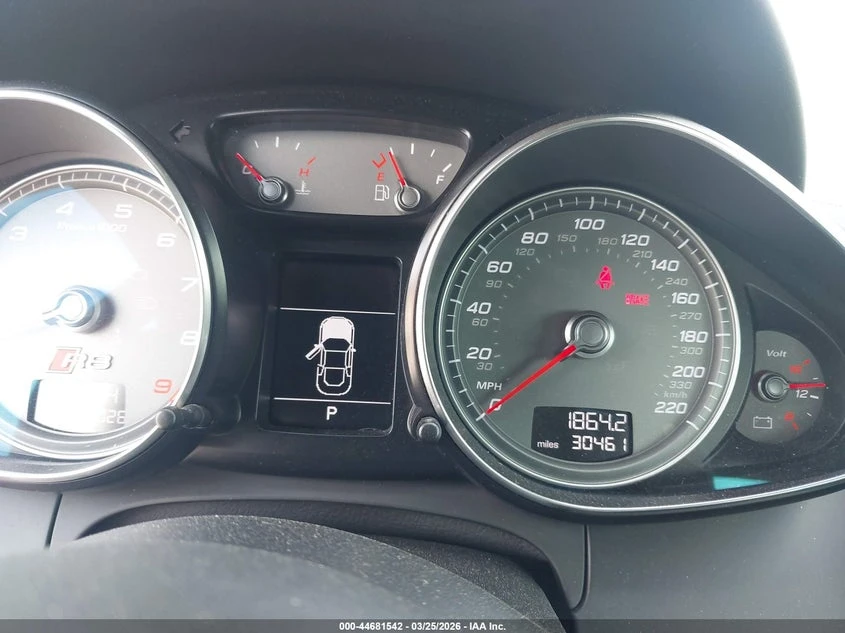 Audi R8 2015 AUDI R8 4.2, снимка 10 - Автомобили и джипове - 54436054