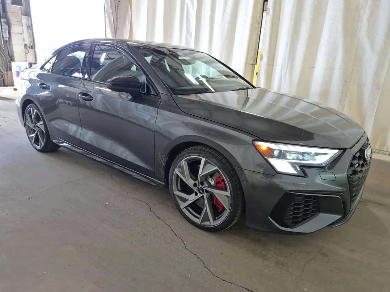Audi S3 TECHNIK /B&O/DISTRONIC/АВТОКРЕДИТ, снимка 2 - Автомобили и джипове - 54549239