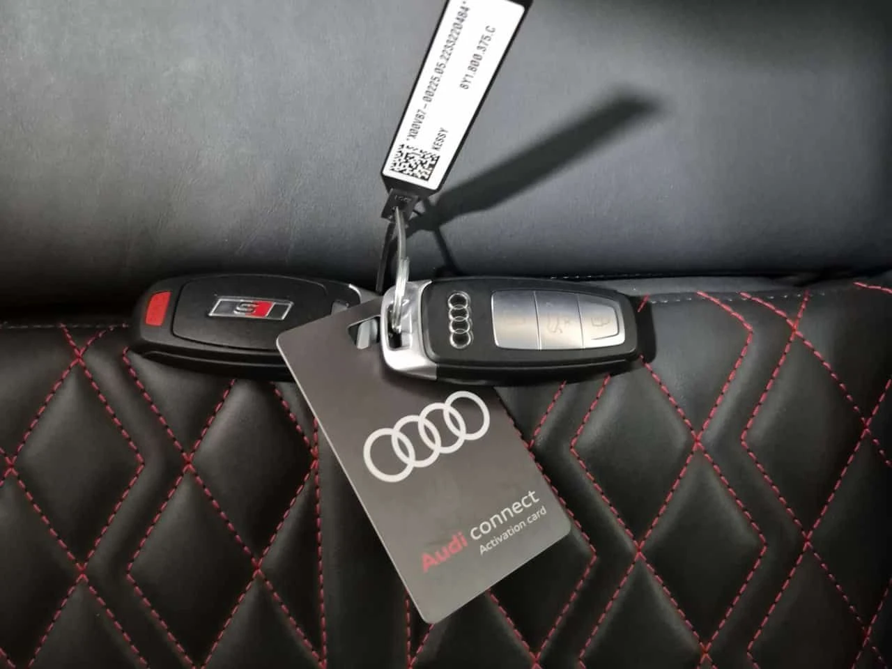 Audi S3 TECHNIK /B&O/DISTRONIC/АВТОКРЕДИТ, снимка 8 - Автомобили и джипове - 54549239