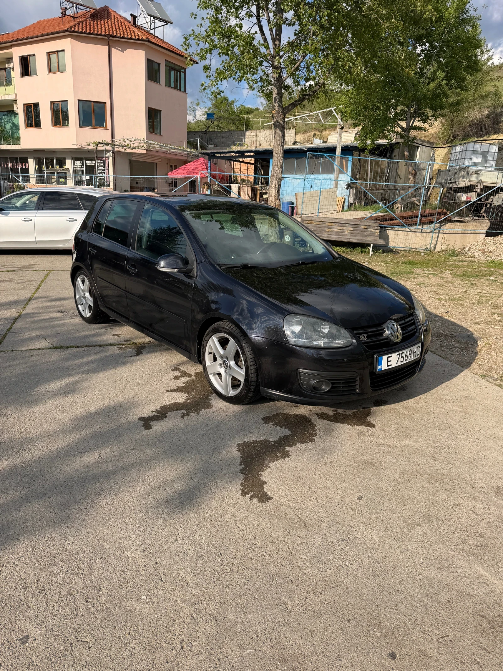 VW Golf, снимка 2 - Автомобили и джипове - 54820406