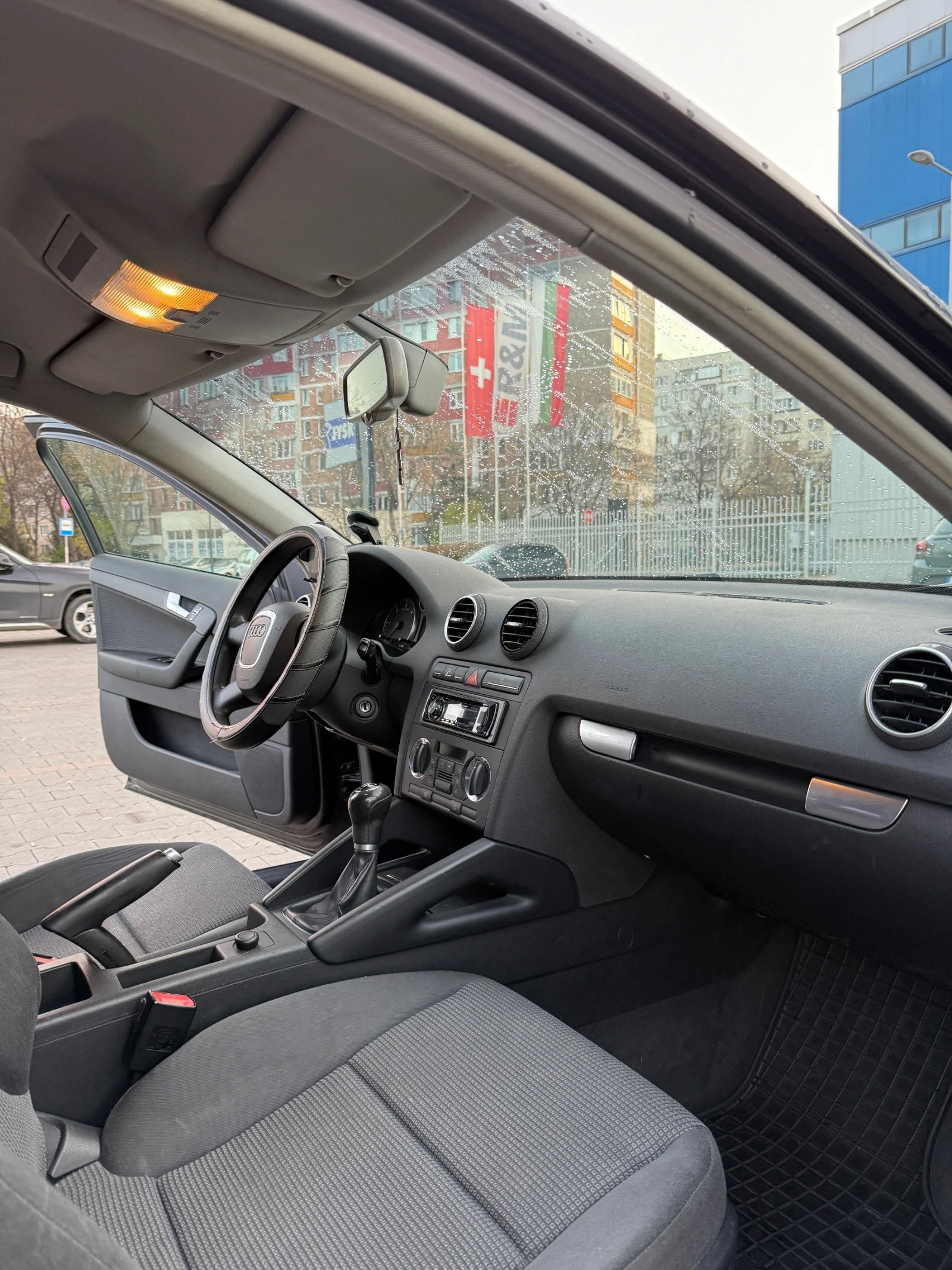 Audi A3 1.9 tdi идва с летни и зимни гуми, снимка 10 - Автомобили и джипове - 54948084
