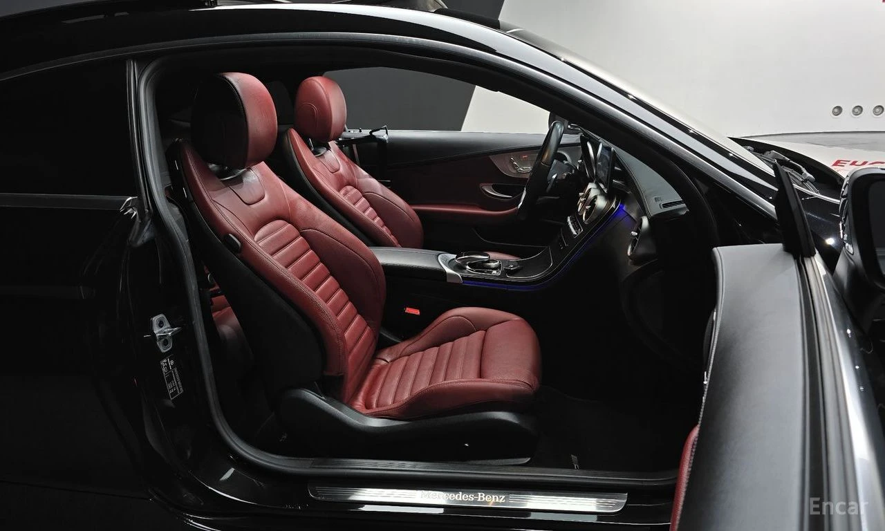 Mercedes-Benz C 200 COUPE* ПОДГРЕВ* НАВИГАЦИЯ, снимка 7 - Автомобили и джипове - 54958441