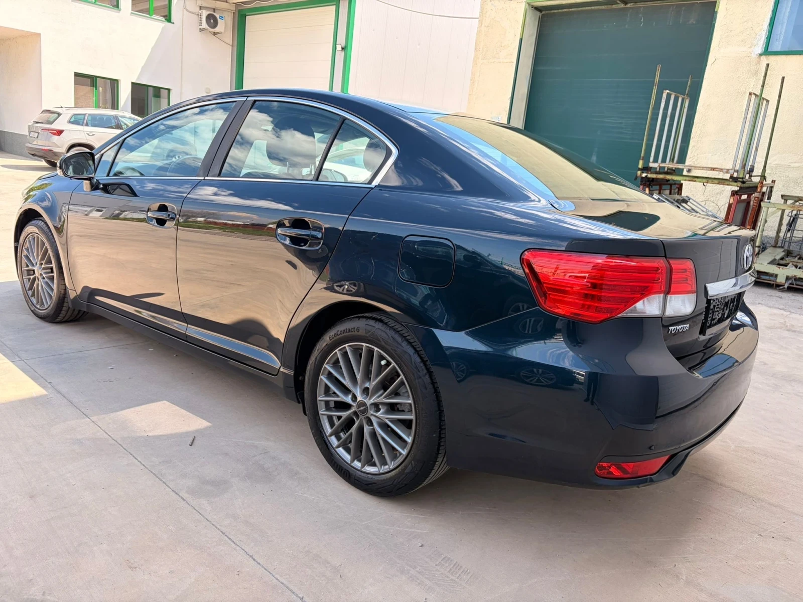 Toyota Avensis, снимка 5 - Автомобили и джипове - 55728432