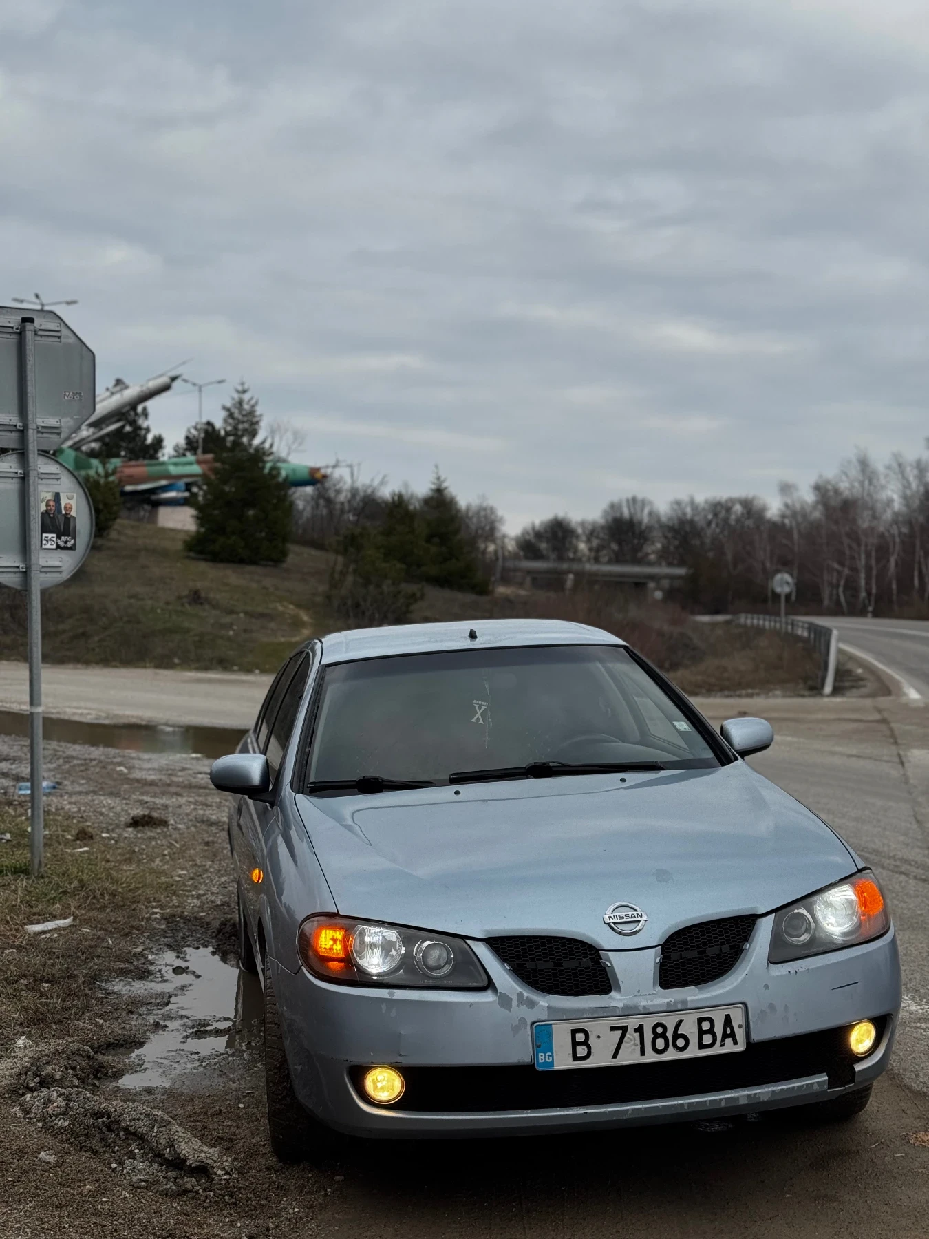 Nissan Almera